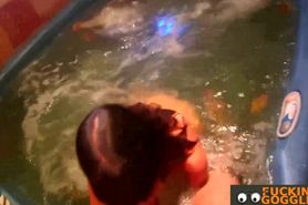 Kinky Bella fucks in the whirlpool