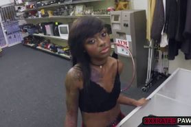 Ebony babe Lexxi Deep gives a bj under the counter