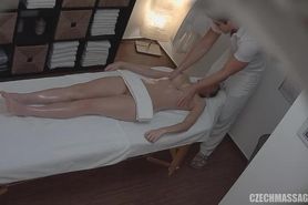 Massage For Amateur Lady