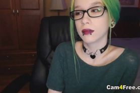 CAM4FREE - Goth Babe Gets naughty on Cam