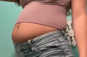 Belly bloat & belly play