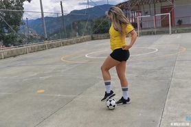 I was dared to play football with my lovense lush on, watch how I squirt on my pants!