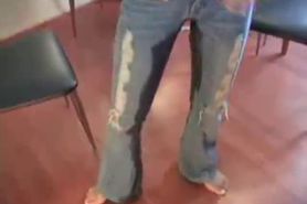 Alexa wetting Jeans