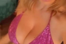 Sabrina Salerno prova i Bikini in diretta instagram