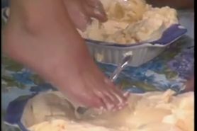 feet and ice cream