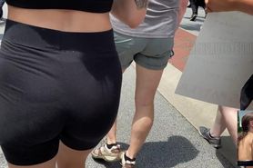 Candid 4k - Wobbly Ass in Black Yogas With VTL