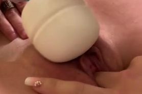 Lexie and Selena squirt