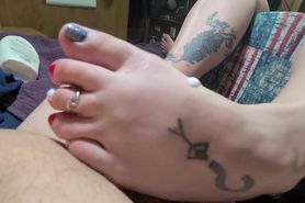4th of July footjob. Big tit milf gets her pussy licked and has a quiet orgasm