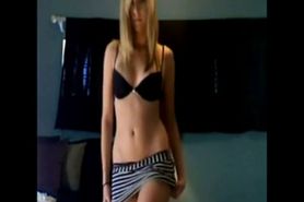 Perfect teen blonde streeptease on webcam