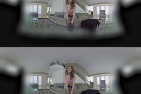 Riley Reid Teases you in Virtual Reality - video 1