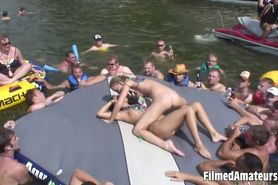 FILMED AMATEURS - Wild teens out of control like insane - video 1