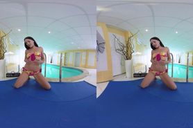 Wet Vanessa - Brunette Cutie was Swimming in the Pool to Exercise And...