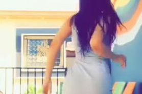Hot saudi wife dancing for strangers