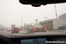 Kitana gets horny during traffic jam inside a strangers car