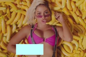 Cum Challenge Anitta with Becky G - Banana