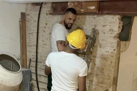 C O N S T R U C T I O N