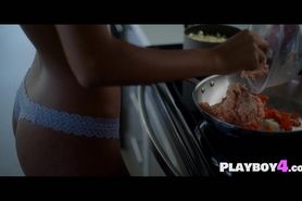 Black babe prepared her hot body for dessert and she served it