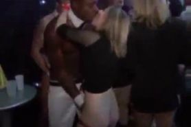 Drunk Girls Suck Strippers Cocks at Party