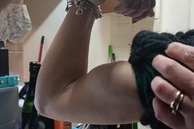 biceps flexing