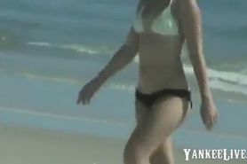 Sexy Bubble butt teen in Bikini