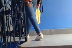Egyptian teen shaking her ass at her college