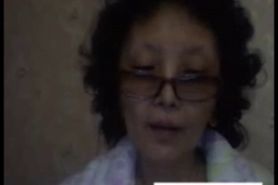 Granny showing naked on webcam