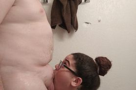 Wife surprises hubby with blow job after shower