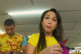 Deepthroat blowjob by a sexy latina - video 2