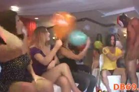 Hot young college girls can?t - video 8