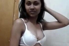 Sri Lanka Girl Flash