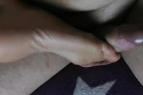 Reverse toejob from my wife (footjob cumshot)