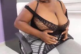 Huge boobs webcam ebony