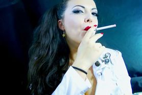 ALEXXXYA SMOKING - video 1