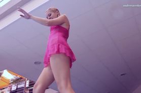 Hot Russian swimming girl Elena Proklova