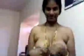 Hot Southindian telugu Aunty Shamala's Boobs Show to her Customer