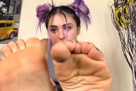 Goth feet and soles sex show