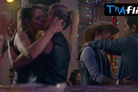 Sarah Minnich Lesbian Scene  in Roswell, New Mexico