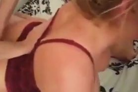 Huge titty Girl Sharing