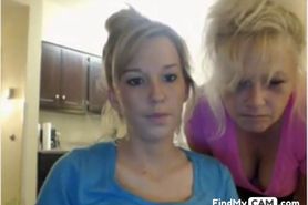 madre e hija en la webcam - video 2