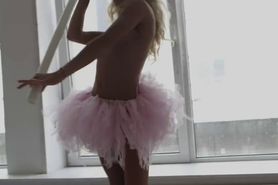 Blonde girl Julia Reutova arousing us in this erotic HD video