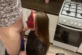PASSIONATE SEX WITH A BEAUTY IN THE KITCHEN, SIP OF CUM !!!