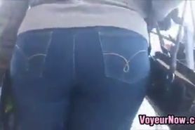 Nice Booty In Tight Jeans
