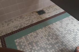 Pissing in gyms shower