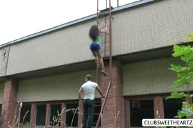 Amateur Denise tresspassing fuck with bf at a secured location outdoors