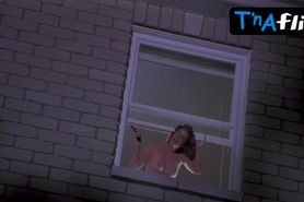 Amanda Peet Breasts Scene  in The Whole Nine Yards