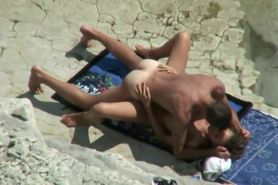 Amateur couple - public sex on the beach