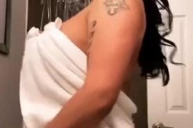 Instagram Model Interracial Ebony Fresh Out The Shower Butt Ass Naked