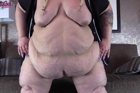 Button Pop and Belly Jiggle with SSBBW Ivy Davenport