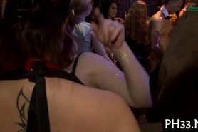Tons of ladies are sucking dicks - video 12