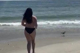 GIRL GOES NUDE ON THE BEACH!!!